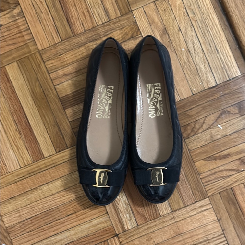 Salvatore ferragamo flats